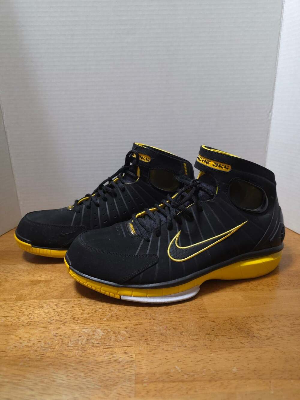 Nike Air Zoom Huarache 2K4 Black Maize Yellow Basketball Shoes